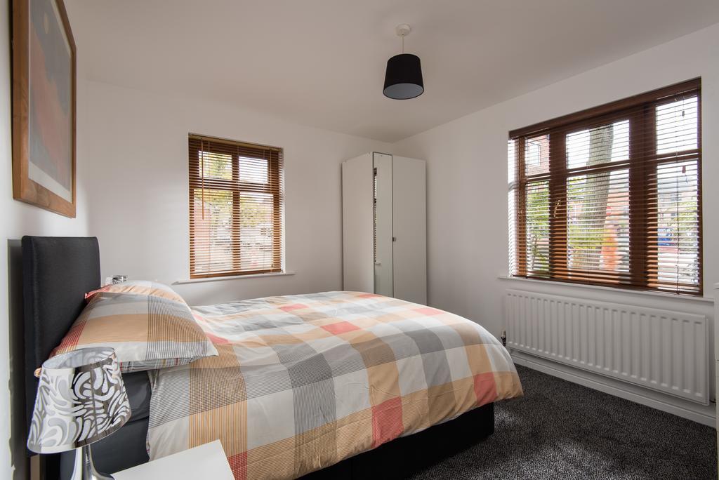 Big Fish Homes - The Cloisters Belfast Bagian luar foto